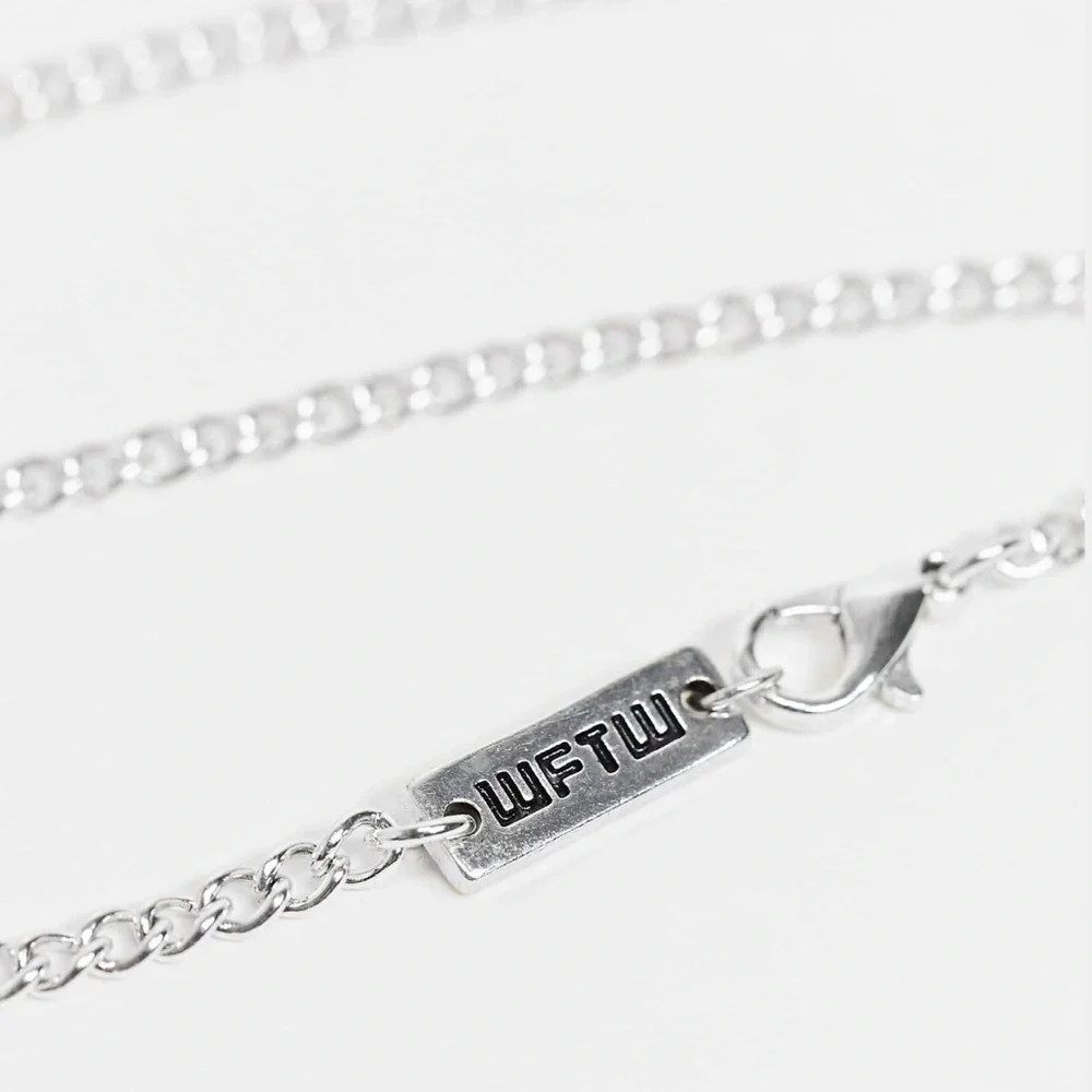 WFTW neckchain in silver with chips pendant